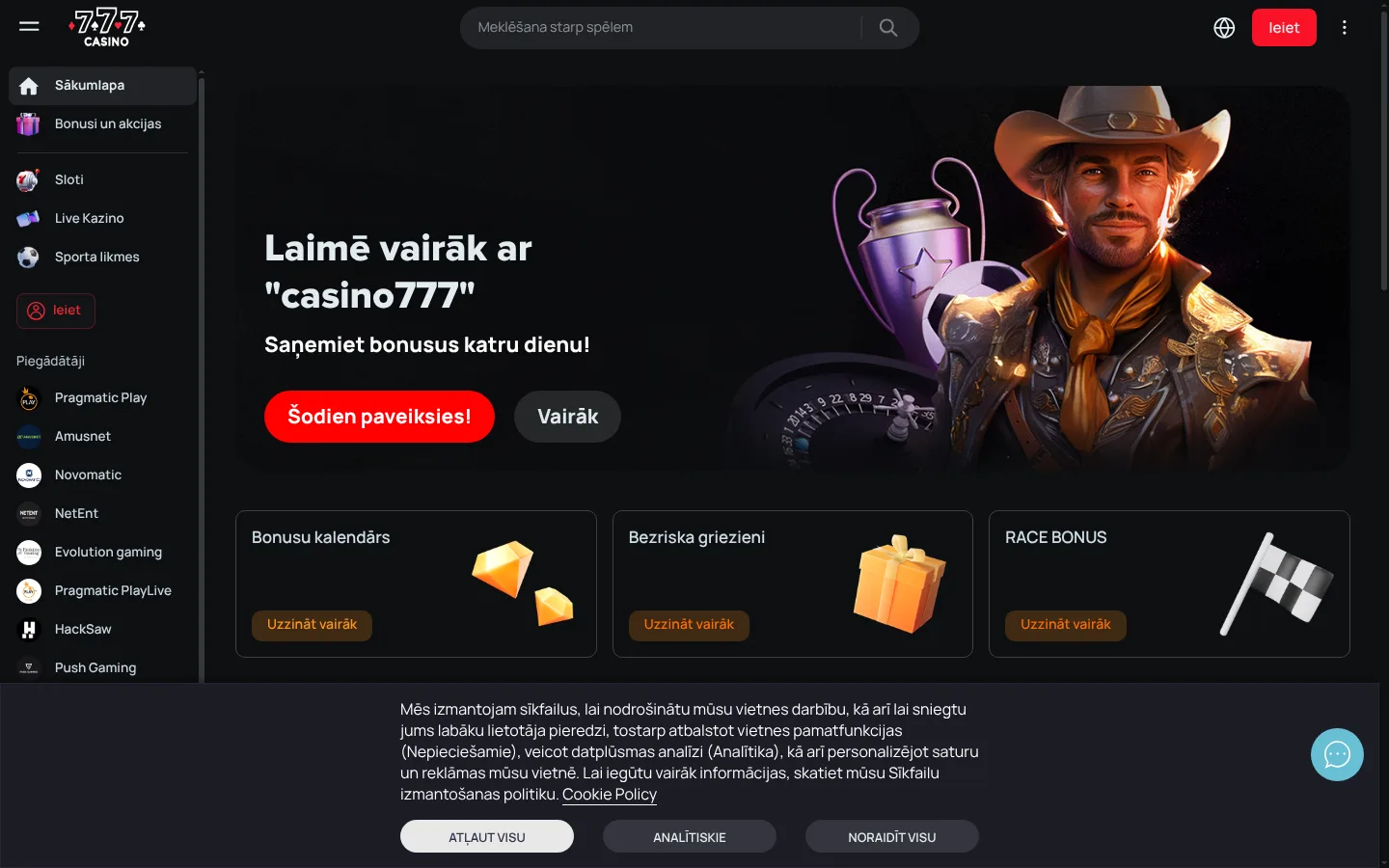 casino777.lv sākumlapa: logotips, izvēlne ar spēļu sadaļām, reklāmas baneris un sīkdatņu paziņojums